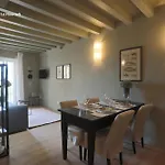 Casa Montebello Apartamento *